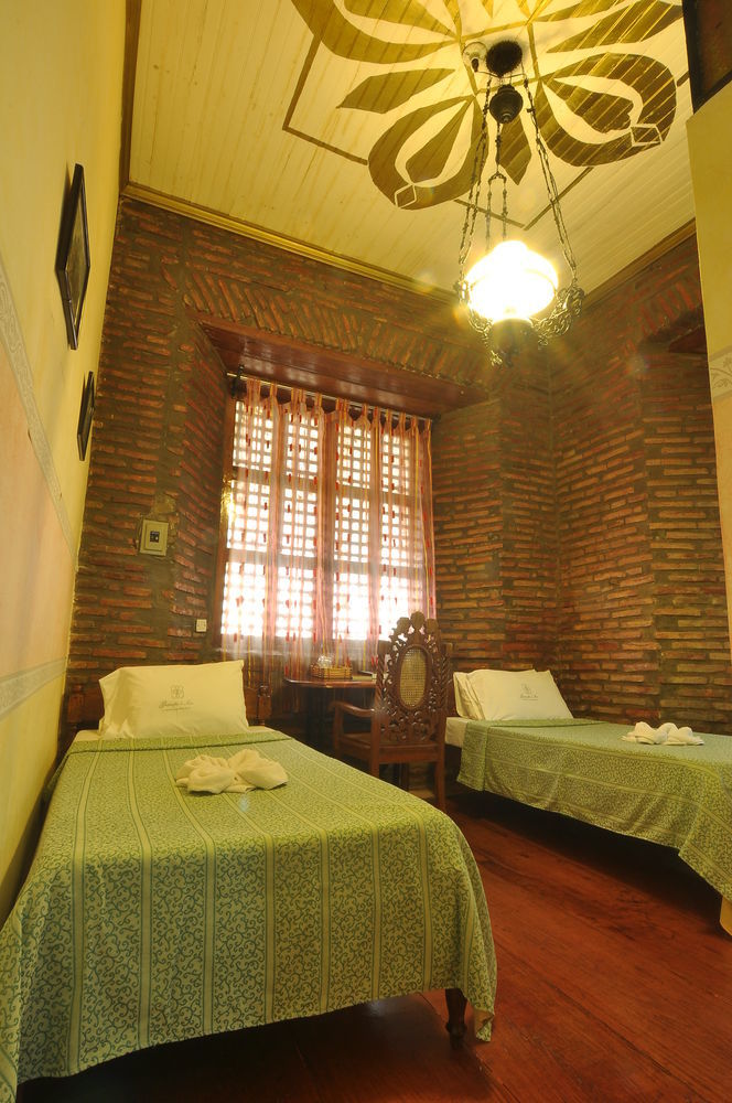 Zen Rooms Grandpa'S Inn Vigan Kültér fotó
